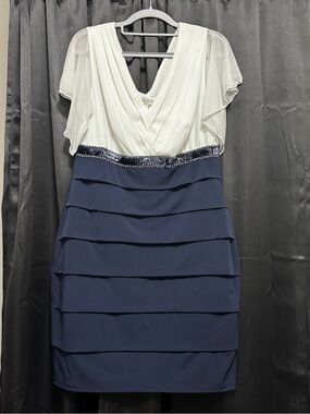 Enfocus Studio White Top Navy Tiered Sheath Dress